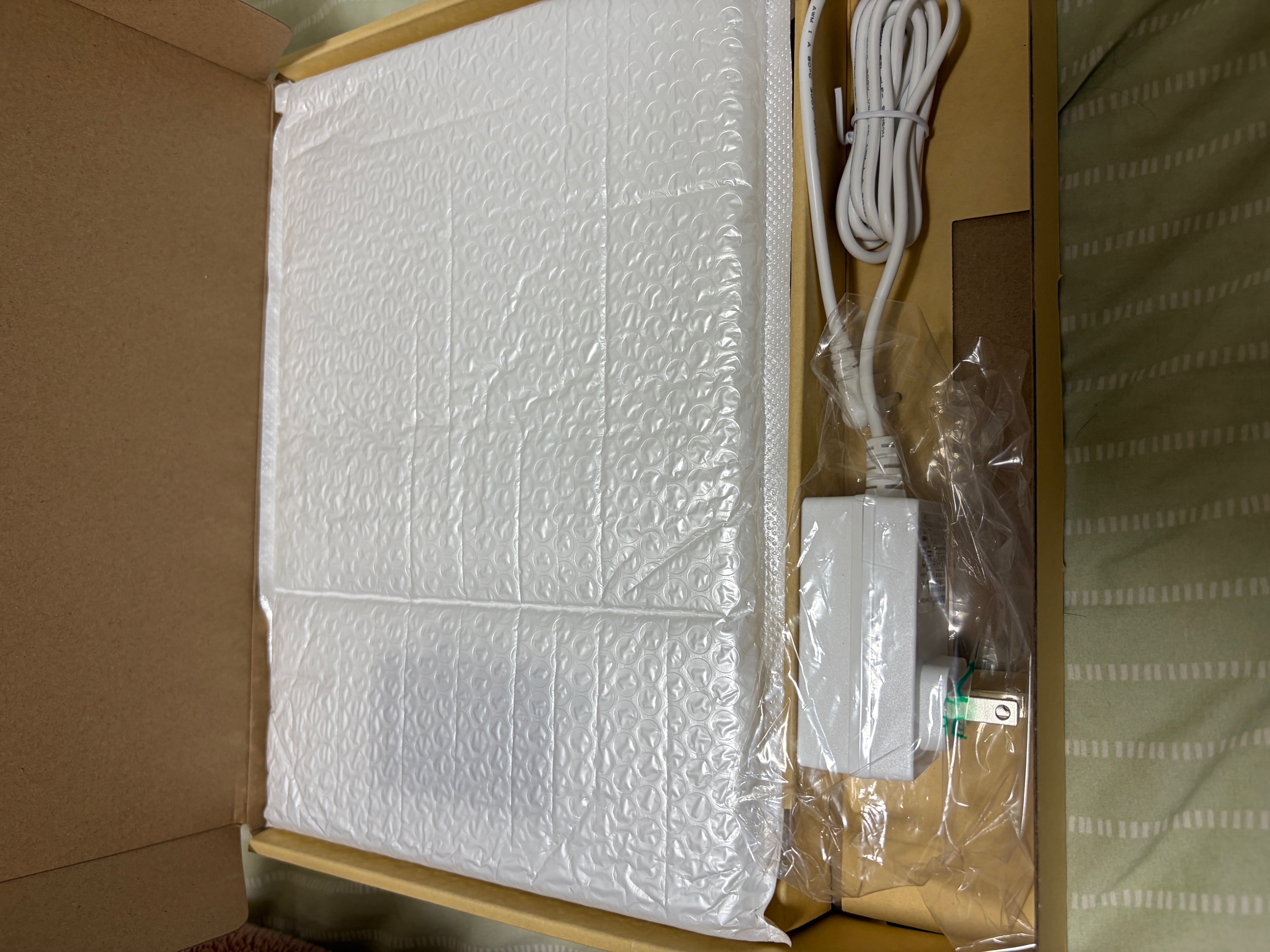 トトノエライトプレーン箱から開けた状態